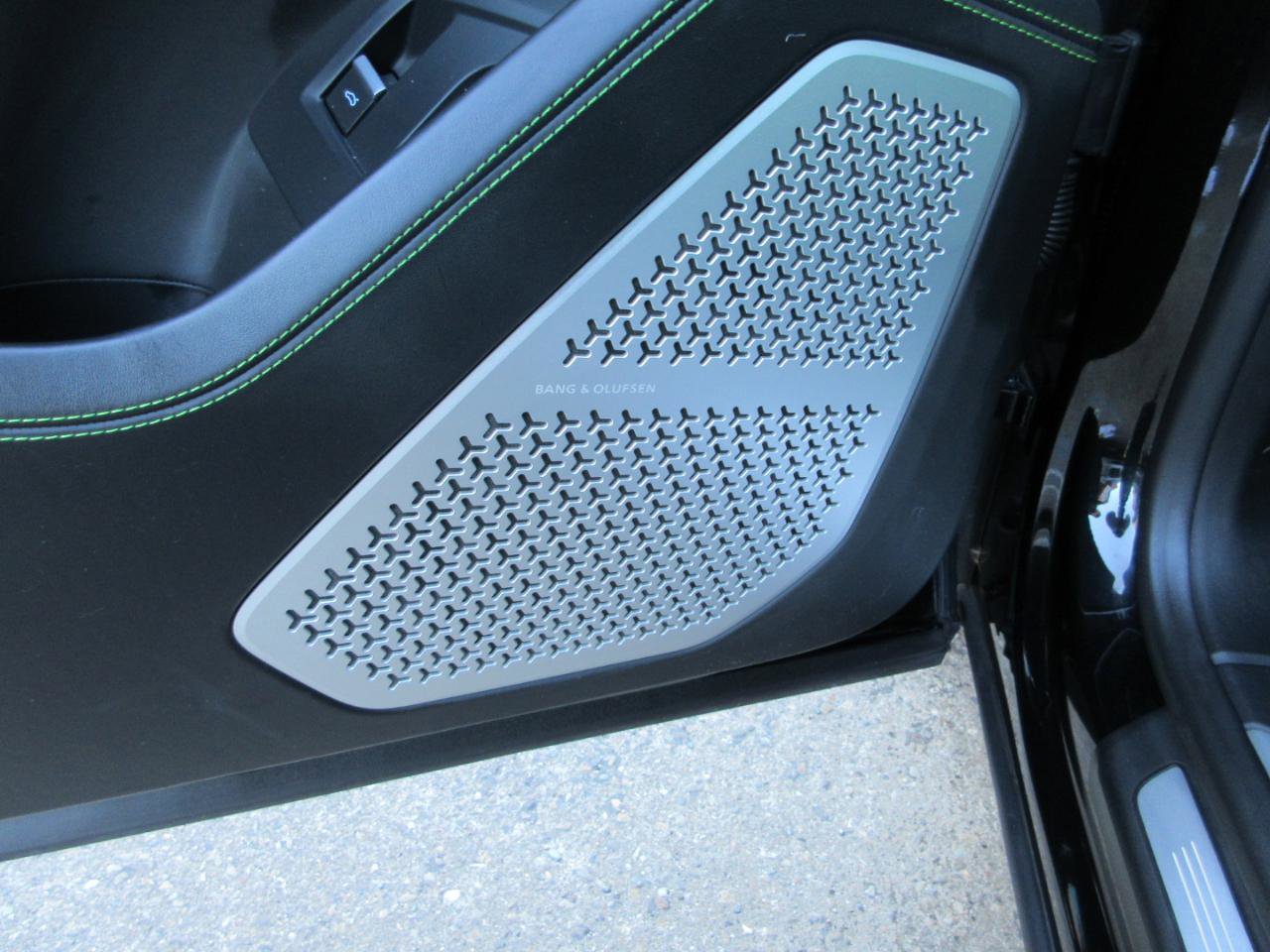 Used 2022 Lamborghini Urus image 67