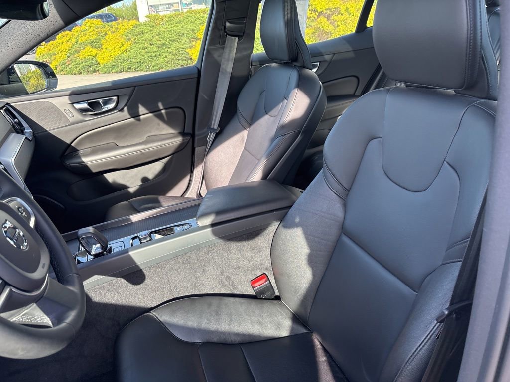 Certified 2023 Volvo S60 B5 Plus w/ Climate Package FWD image 17