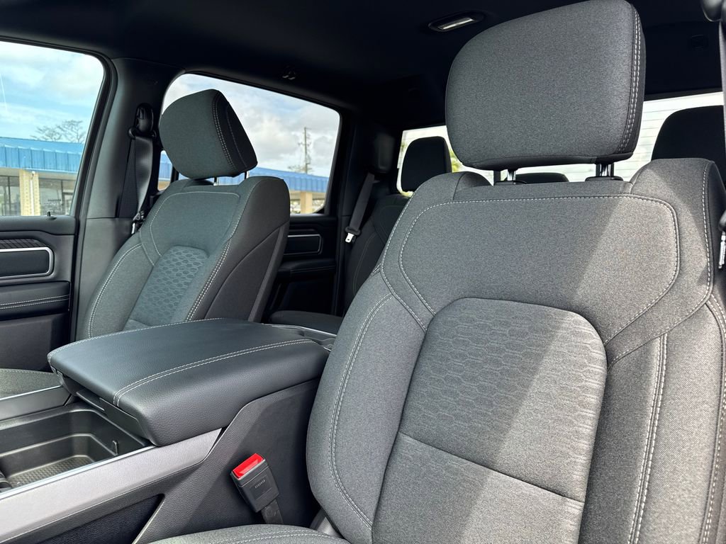 New 2026 RAM 1500 4x4 Crew Cab image 14