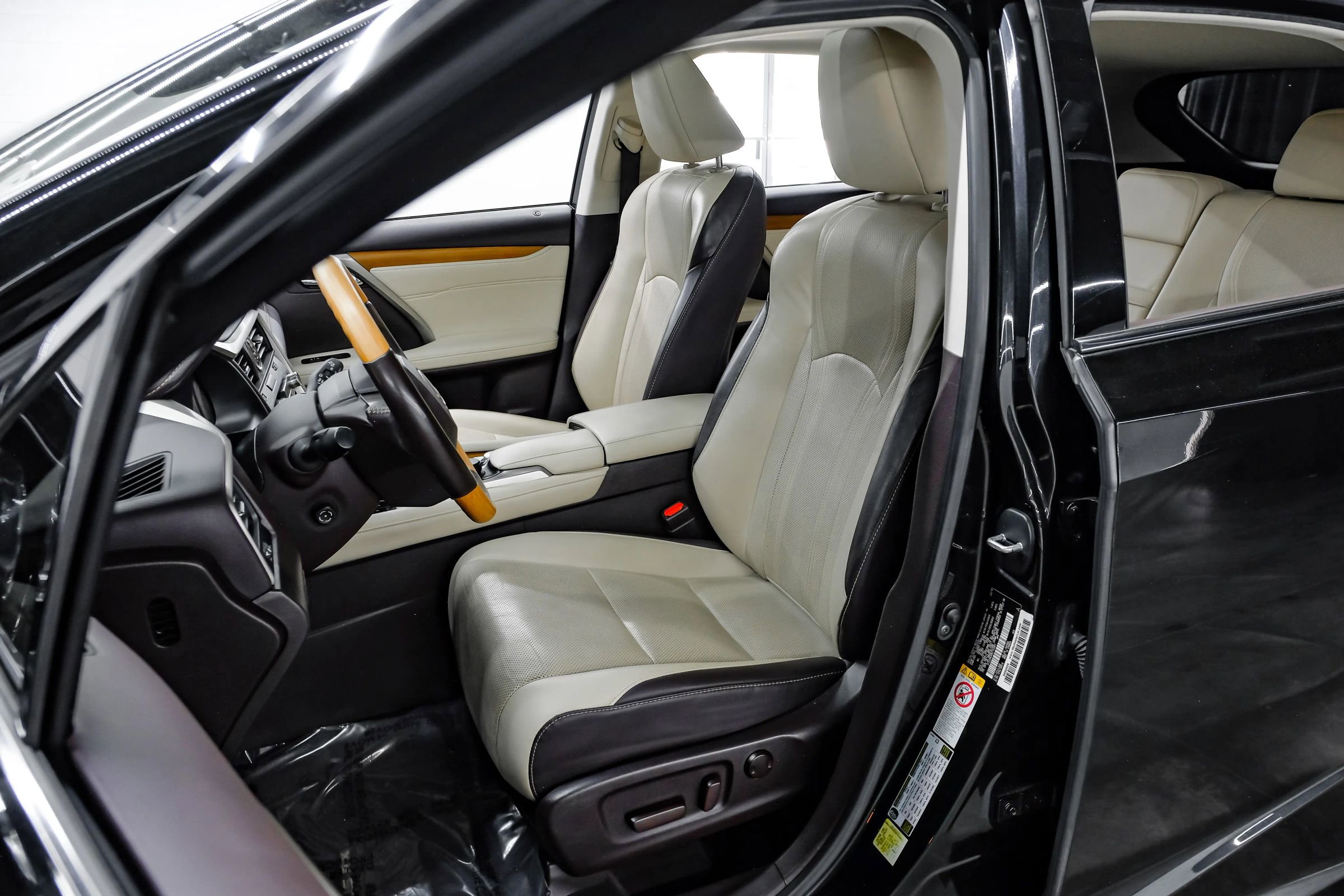 Used 2019 Lexus RX 350 FWD w/ Premium Package image 42