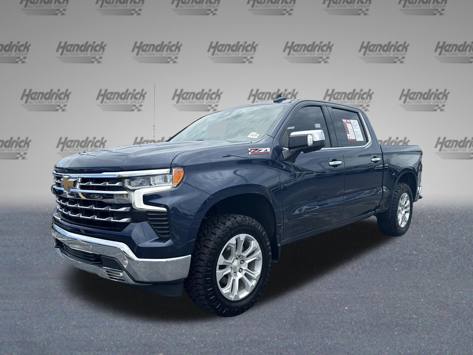 Used 2022 Chevrolet Silverado 1500 LTZ AWD/4WD image 5