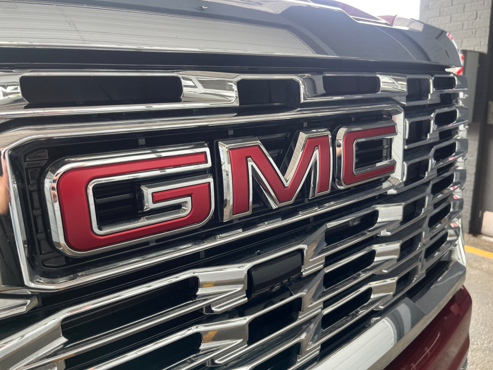 Used 2024 GMC Sierra 2500 Denali w/ Technology Package AWD/4WD image 22