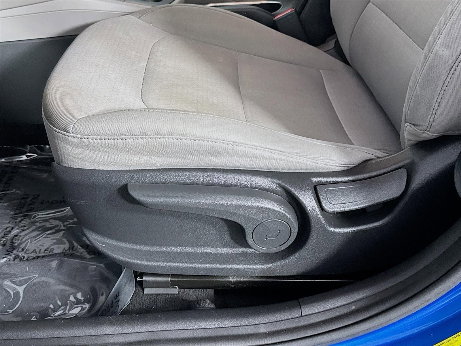 Used 2018 Hyundai Elantra Value Edition FWD image 20
