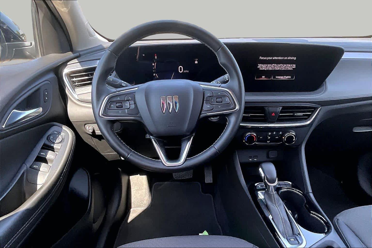 Used 2025 Buick Encore GX Preferred AWD/4WD image 6