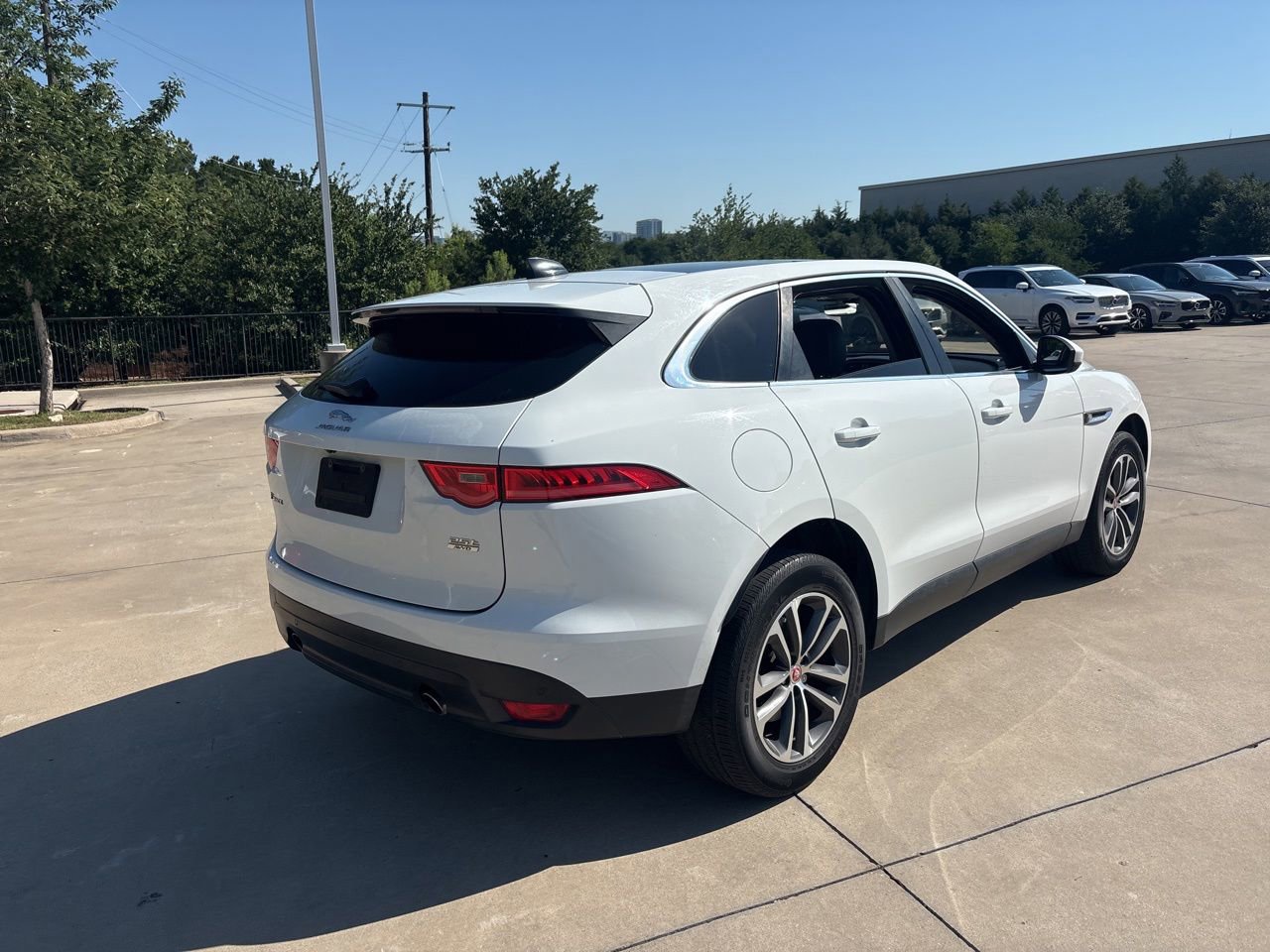 Used 2020 Jaguar F-PACE Premium AWD/4WD image 5