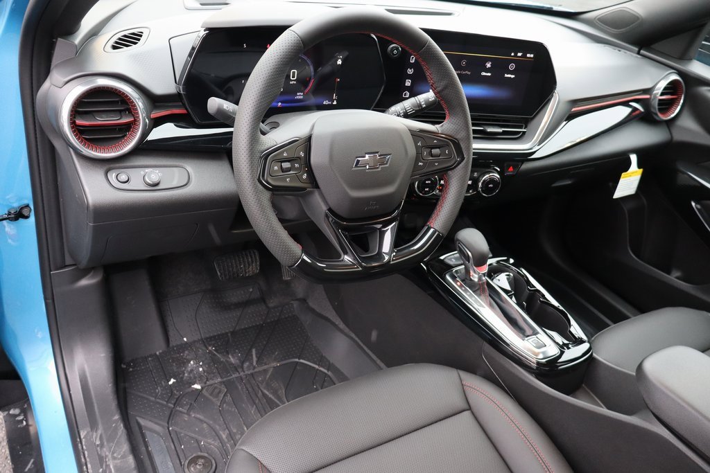 New 2026 Chevrolet Trax RS w/ Sunroof Package image 5