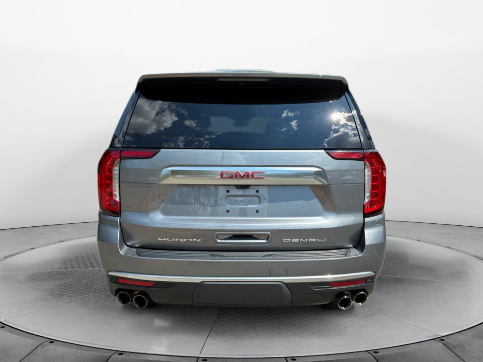 Used 2021 GMC Yukon XL Denali w/ Denali Premium Package AWD/4WD image 6