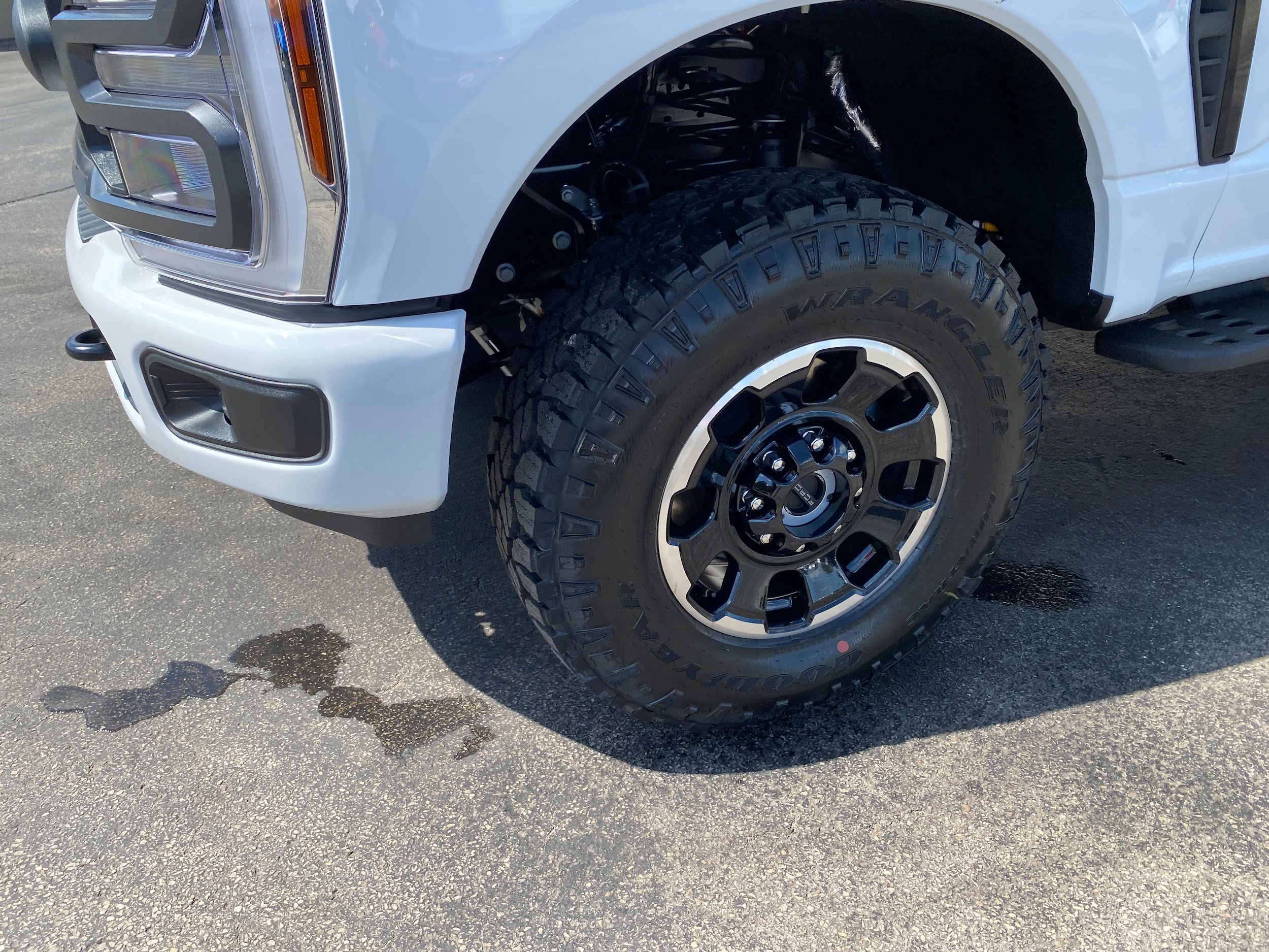 New 2027 Ford F250 XL w/ Tremor Off-Road Package AWD/4WD image 18