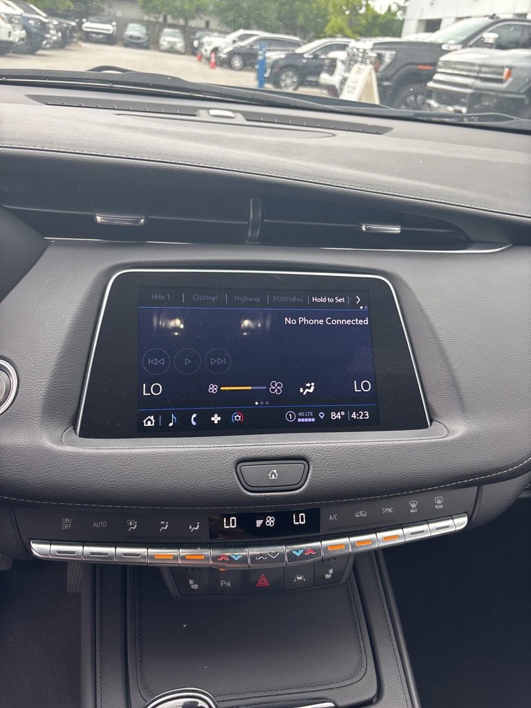 Used 2023 Cadillac XT4 Premium Luxury w/ Cold Weather Package image 26