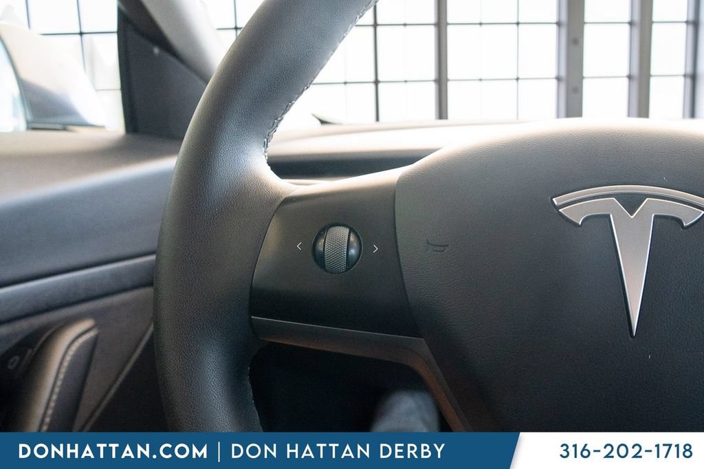 Used 2021 Tesla Model 3 Standard Range Plus RWD image 6