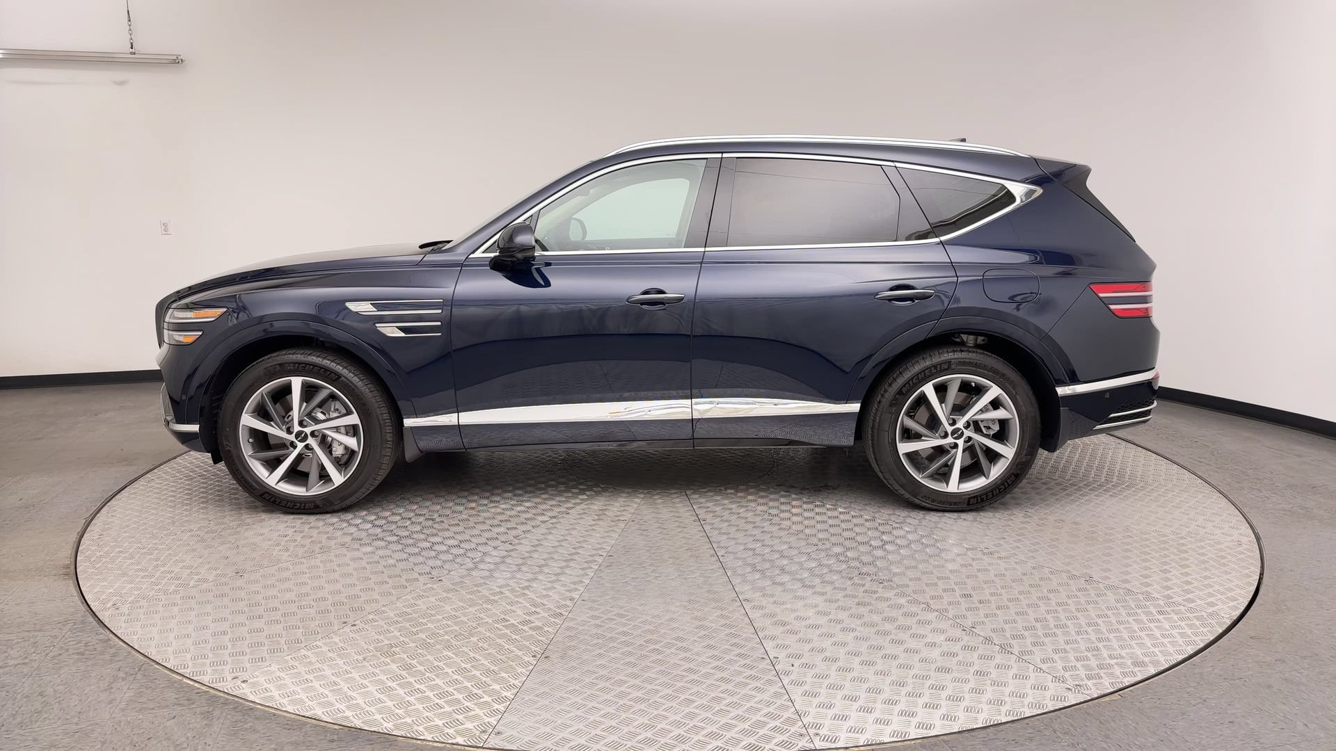 Certified 2026 Genesis GV80 3.5T Advanced AWD/4WD image 5