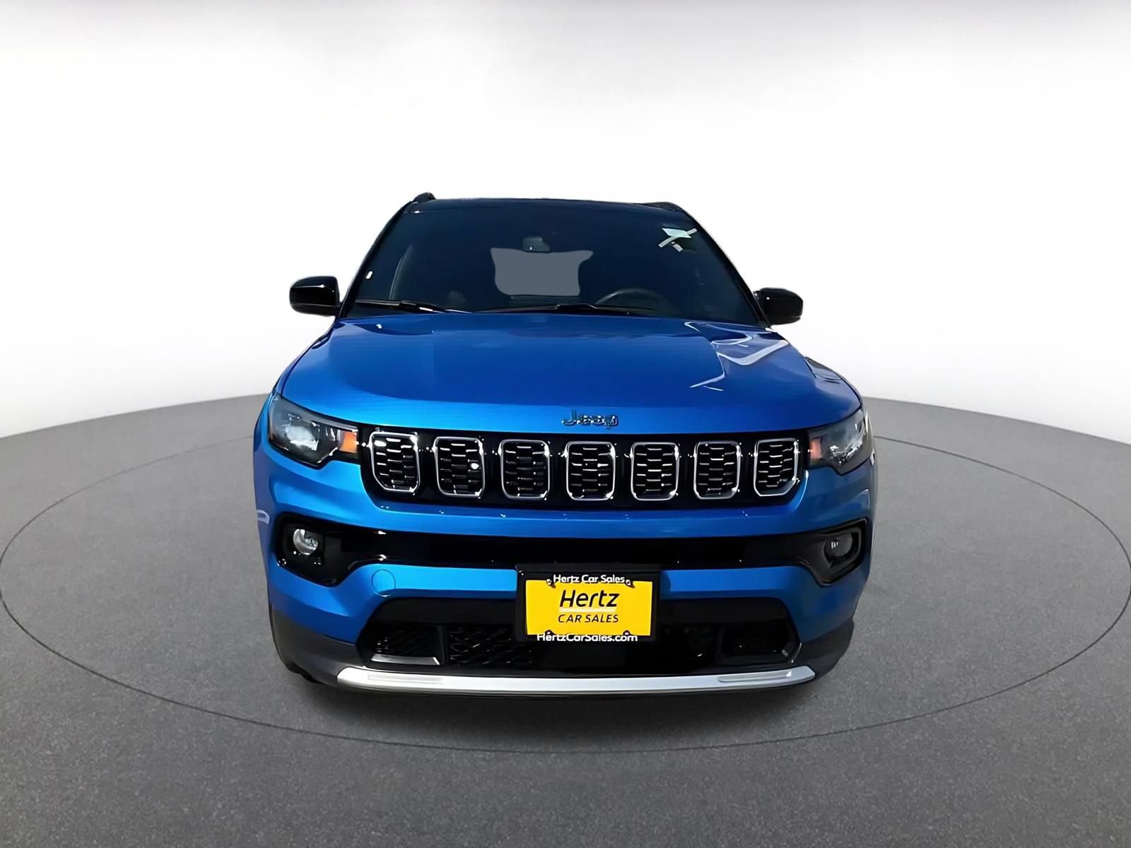 Used 2025 Jeep Compass Limited AWD/4WD image 4