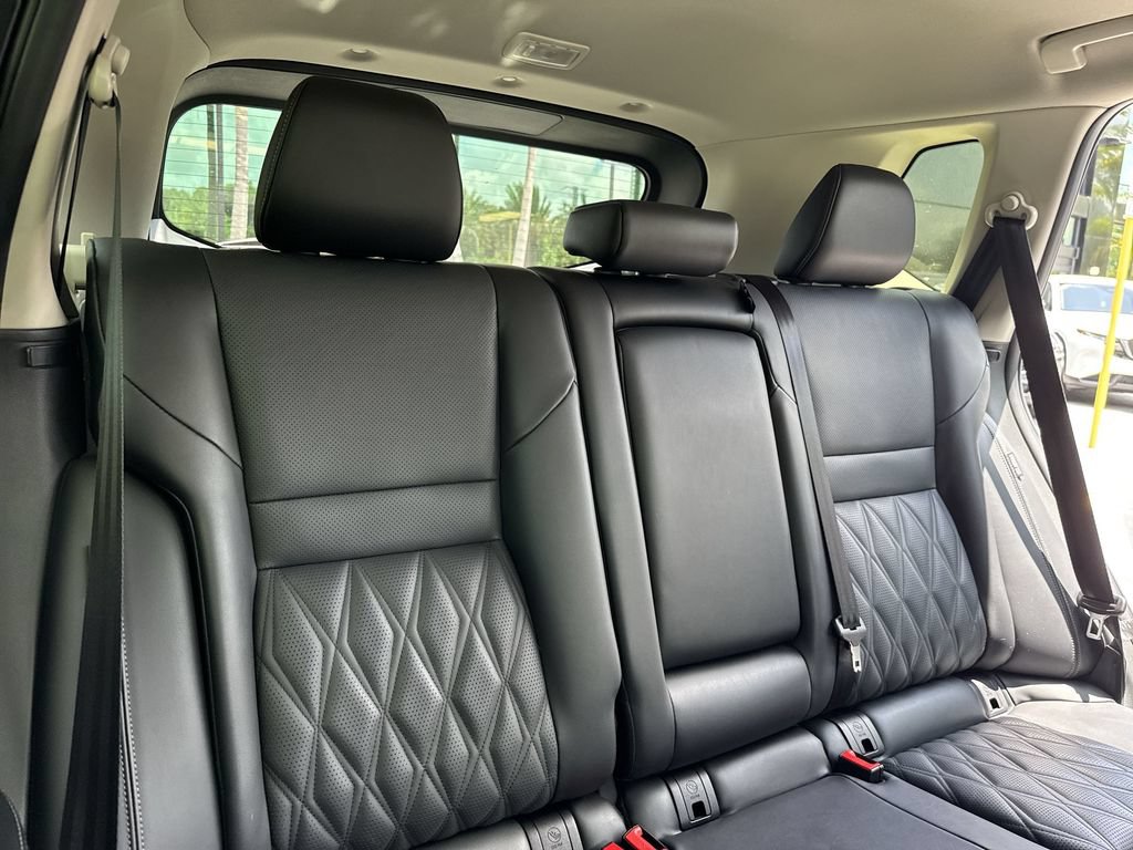 Used 2024 Nissan Rogue Platinum w/ Platinum Premium Package FWD image 47