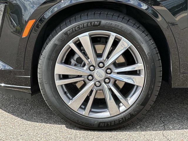 Used 2024 Cadillac XT6 Premium Luxury w/ LPO, Floor Liner Package AWD/4WD image 8