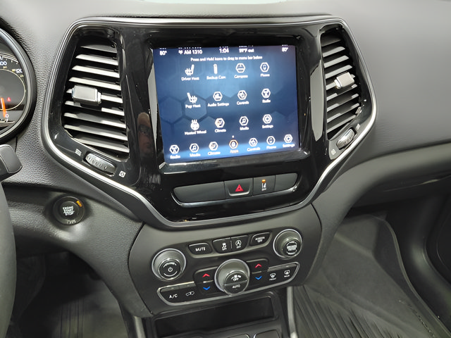 Used 2022 Jeep Cherokee Limited AWD/4WD image 29