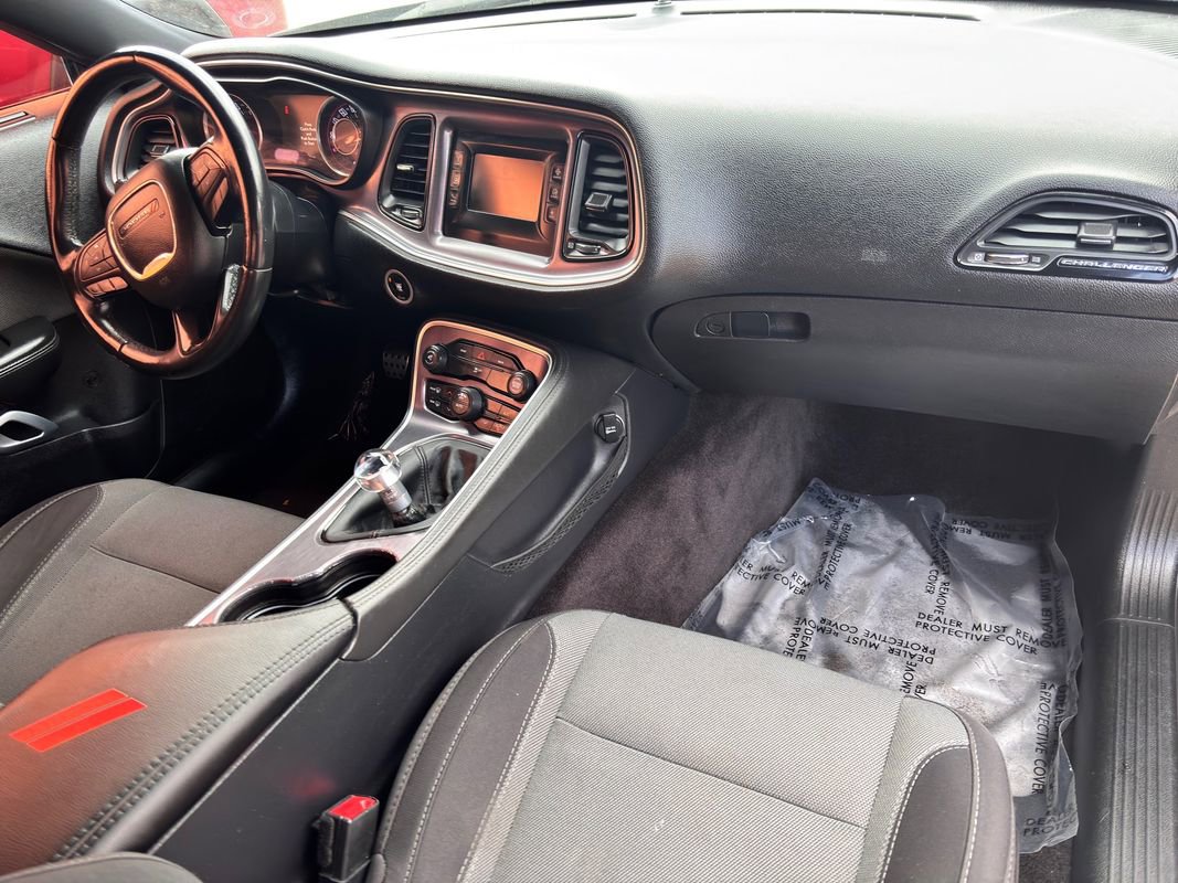 Used 2016 Dodge Challenger R/T image 36