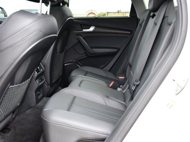 Used 2018 Audi Q5 2.0T Premium Plus w/ Premium Plus Package image 16