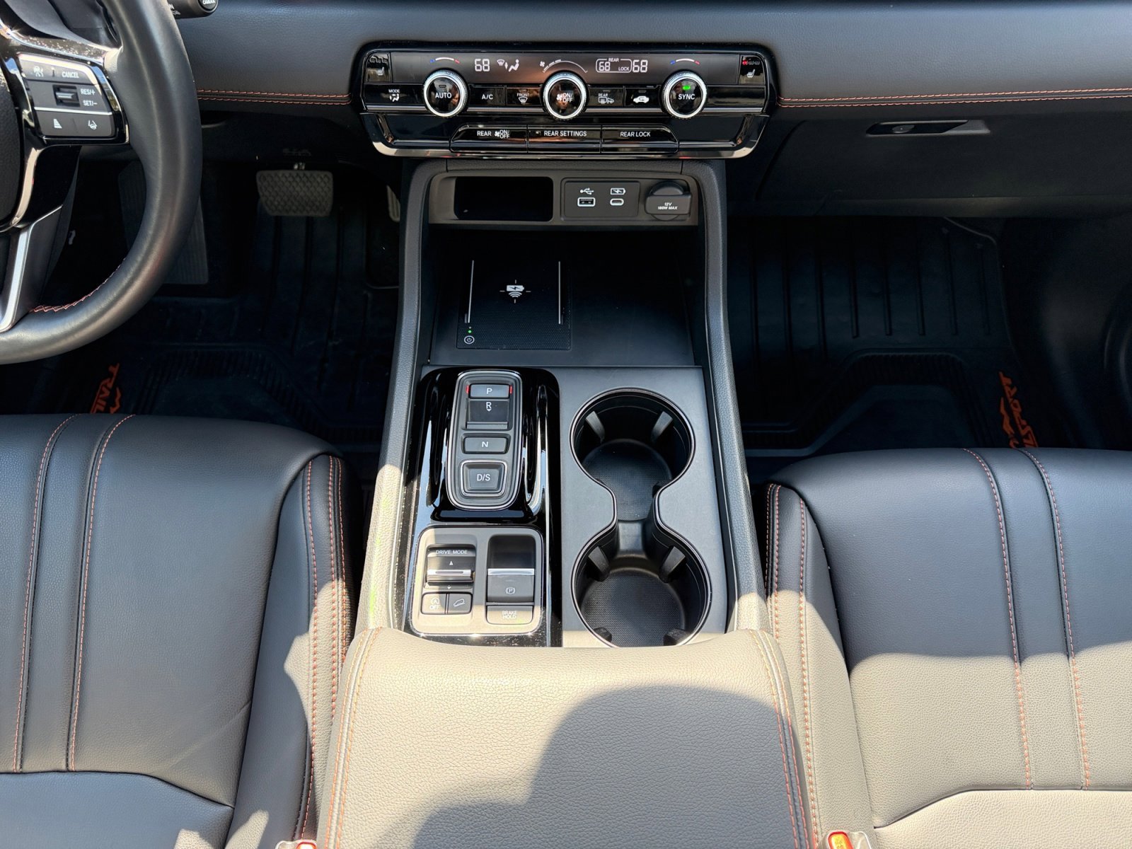 Used 2024 Honda Pilot TrailSport image 15