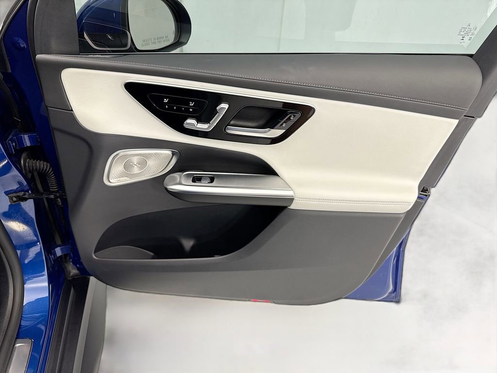 Certified 2023 Mercedes-Benz GLC 300 image 24