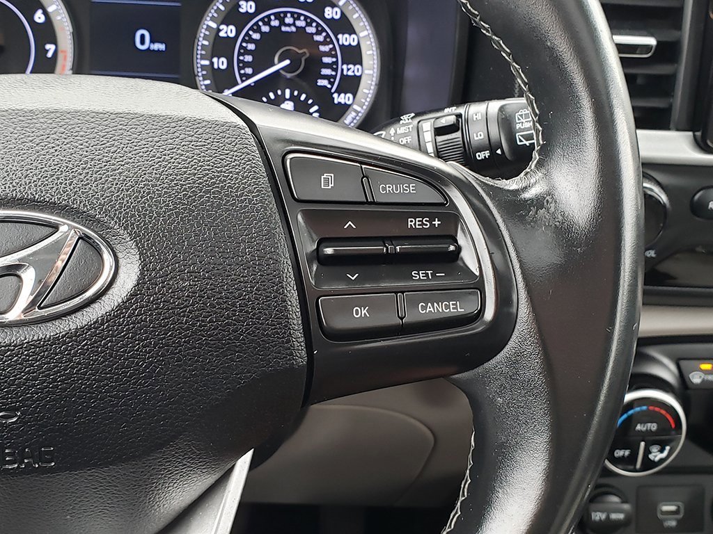 Used 2020 Hyundai Venue SEL w/ Convenience + Premium Package image 28