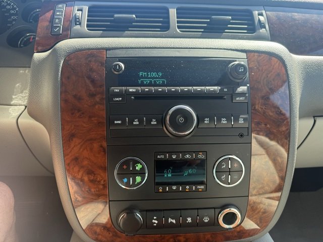 Used 2008 Chevrolet Avalanche LTZ w/ LTZ Preferred Equipment Group image 23