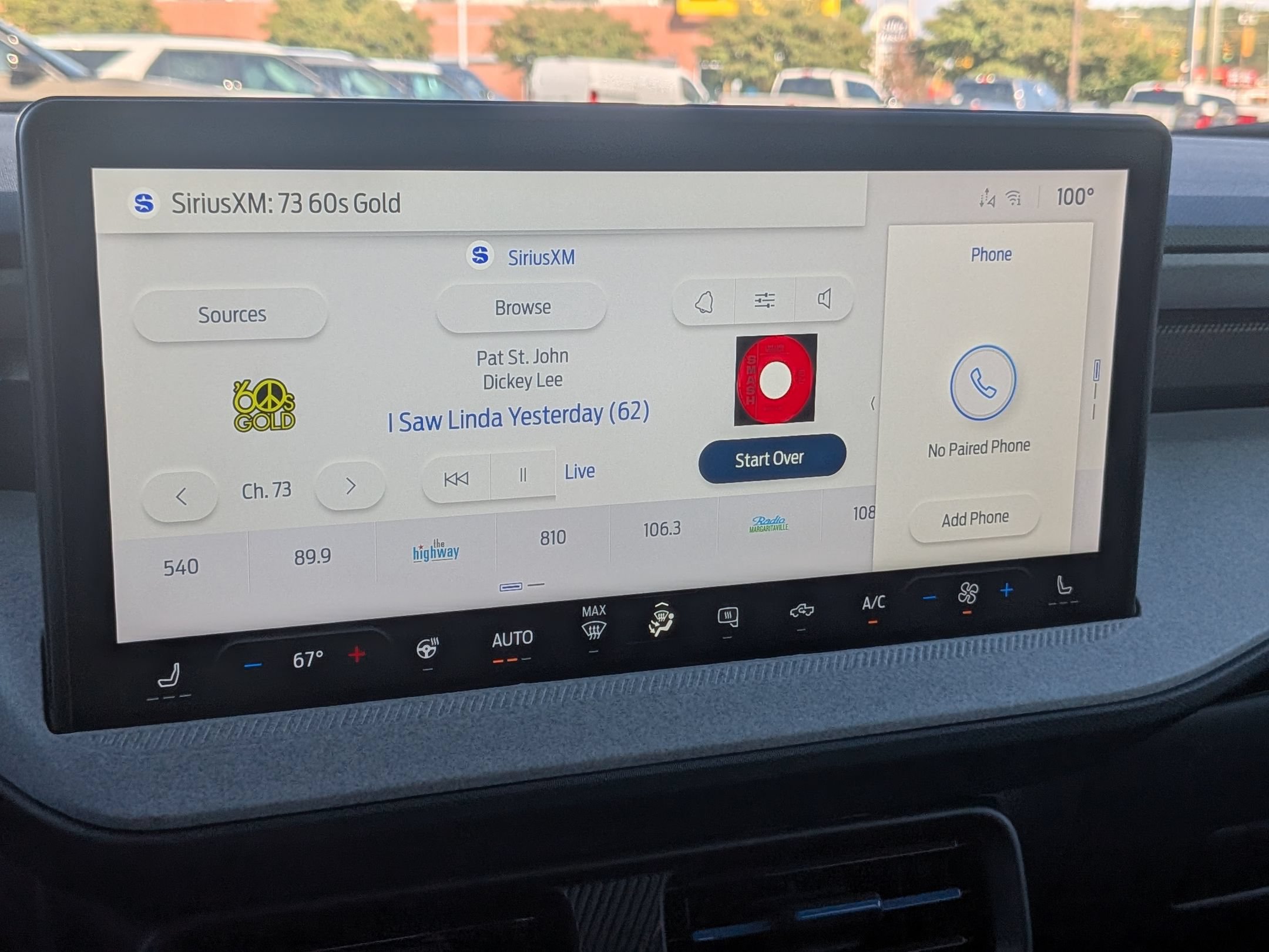 New 2026 Ford Maverick XLT w/ XLT Luxury Package FWD image 23