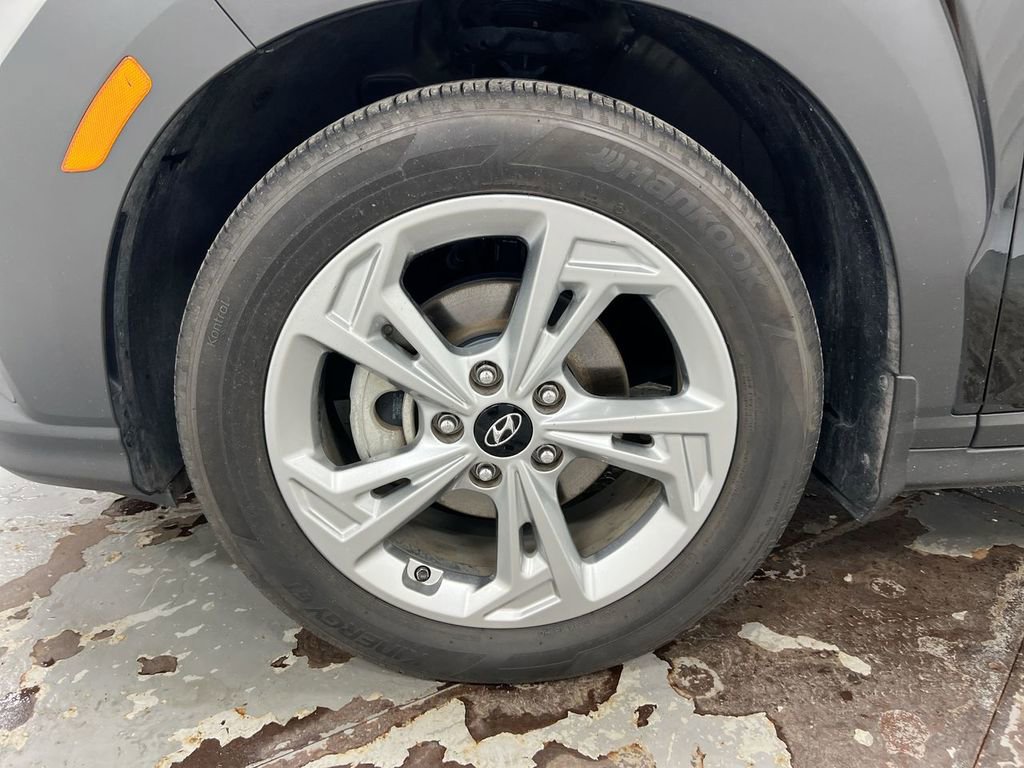 Used 2022 Hyundai Kona SEL FWD image 26