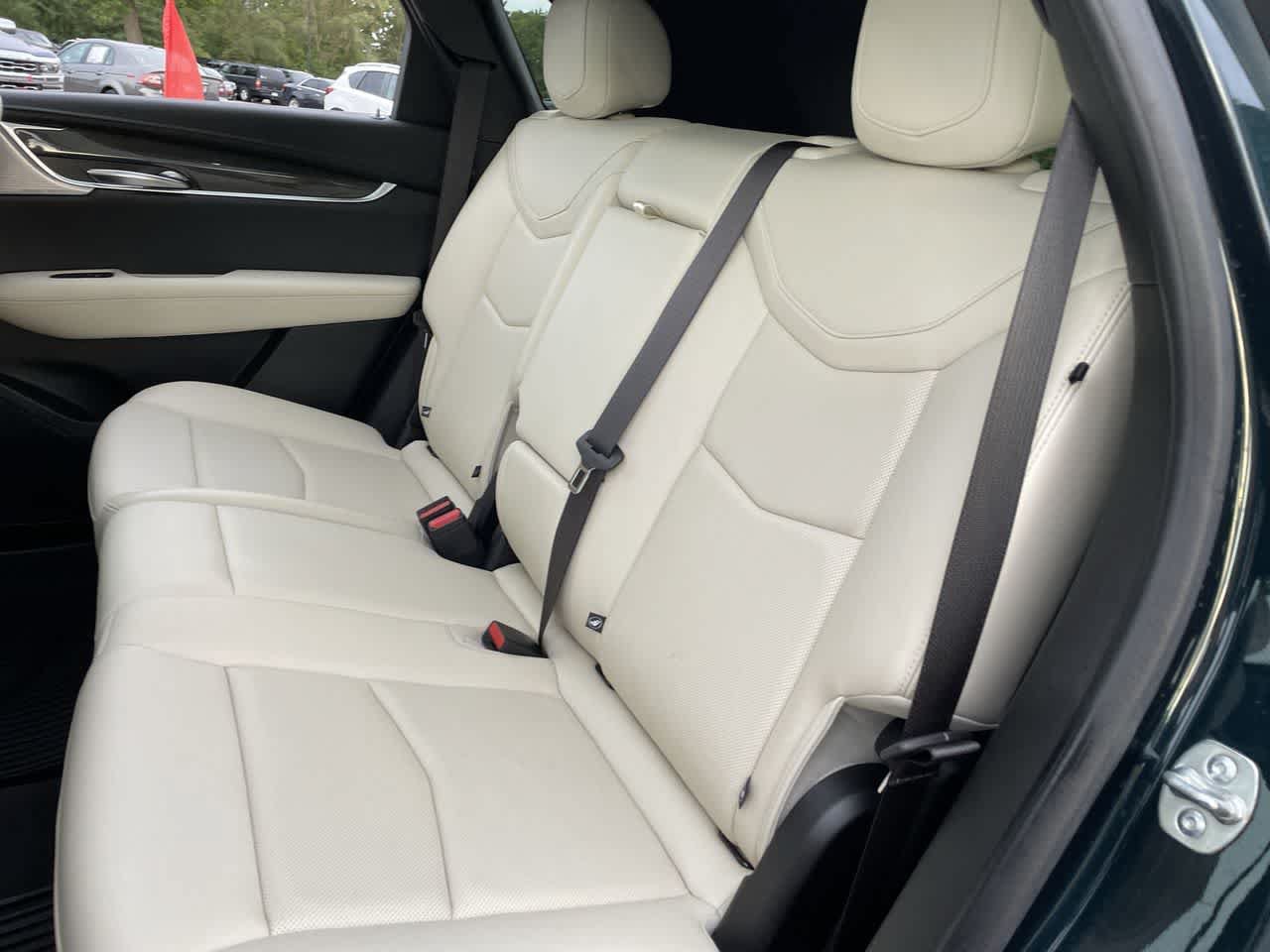 Certified 2024 Cadillac XT5 Sportv AWD/4WD image 19