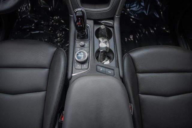 Used 2025 Cadillac XT5 Luxury FWD image 26