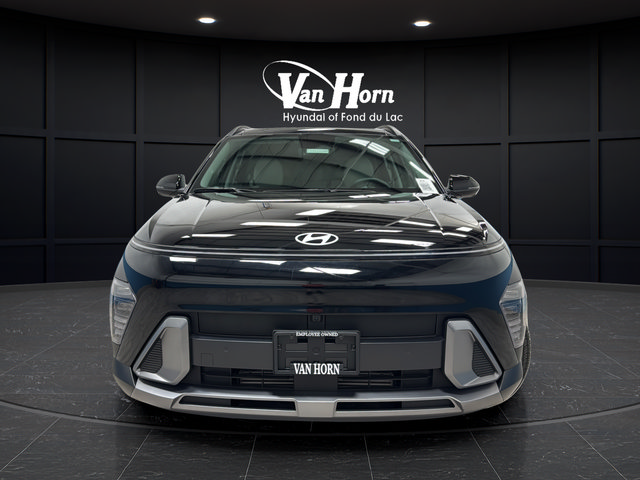 Used 2024 Hyundai Kona Limited AWD/4WD image 2