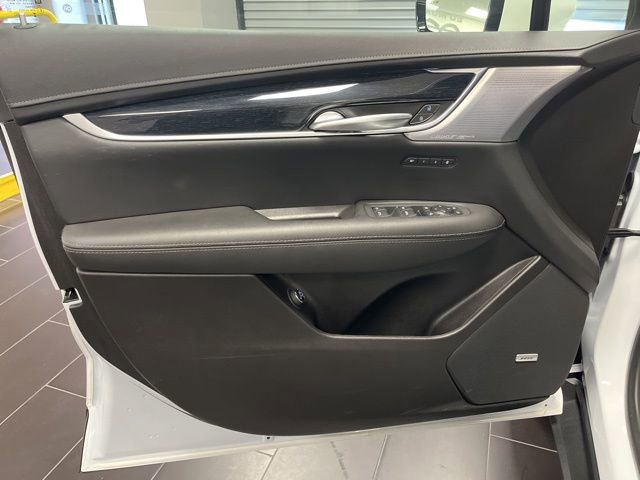 Certified 2025 Cadillac XT5 Premium Luxury image 10