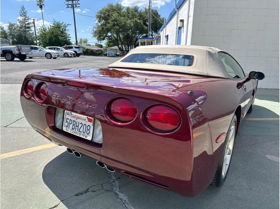 Used 2003 Chevrolet Corvette Coupe w/ Preferred Equipment Group1 RWD image 7