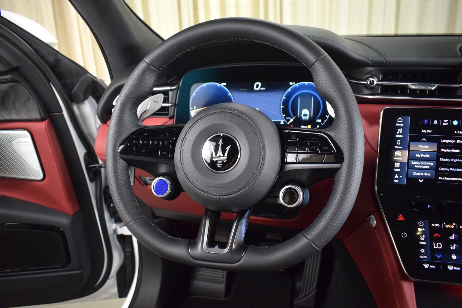 Certified 2025 Maserati Grecale Modena AWD/4WD image 25