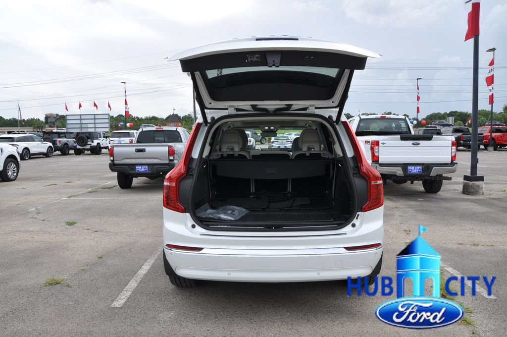 Used 2023 Volvo XC90 B6 Ultimate w/ Protection Package Premier AWD/4WD image 23