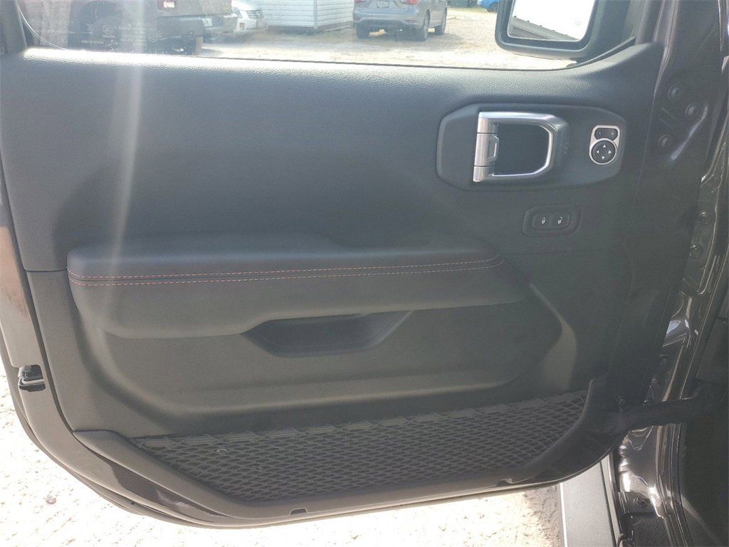 New 2025 Jeep Wrangler Unlimited Rubicon image 7