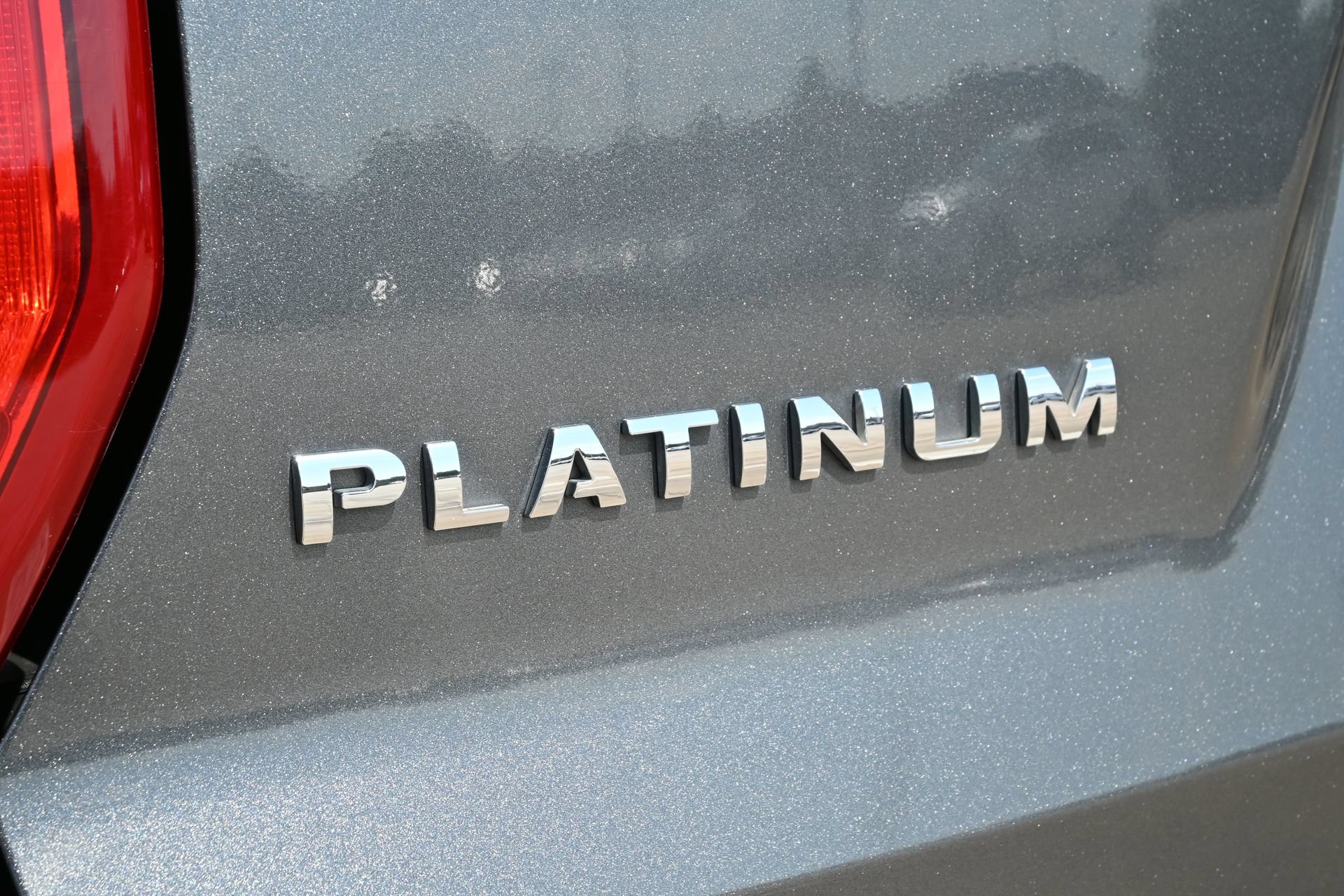 Used 2017 Ford Explorer Platinum AWD/4WD image 22