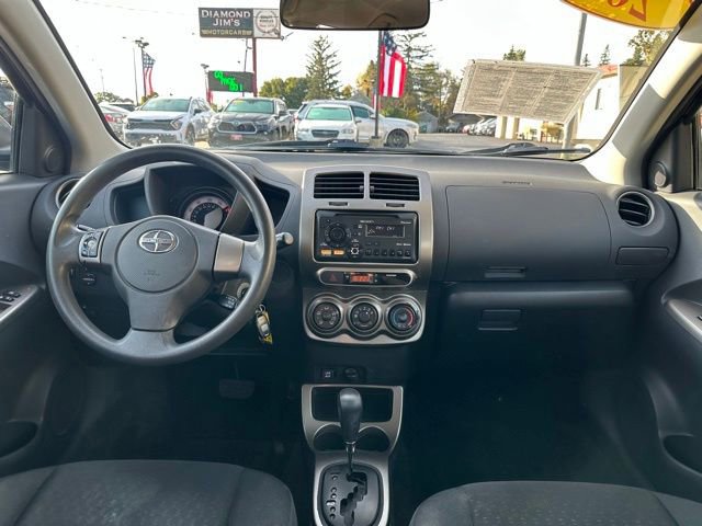 Used 2013 Scion xD image 26