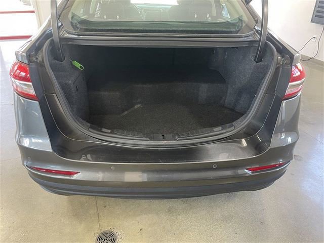 Used 2019 Ford Fusion SE image 37