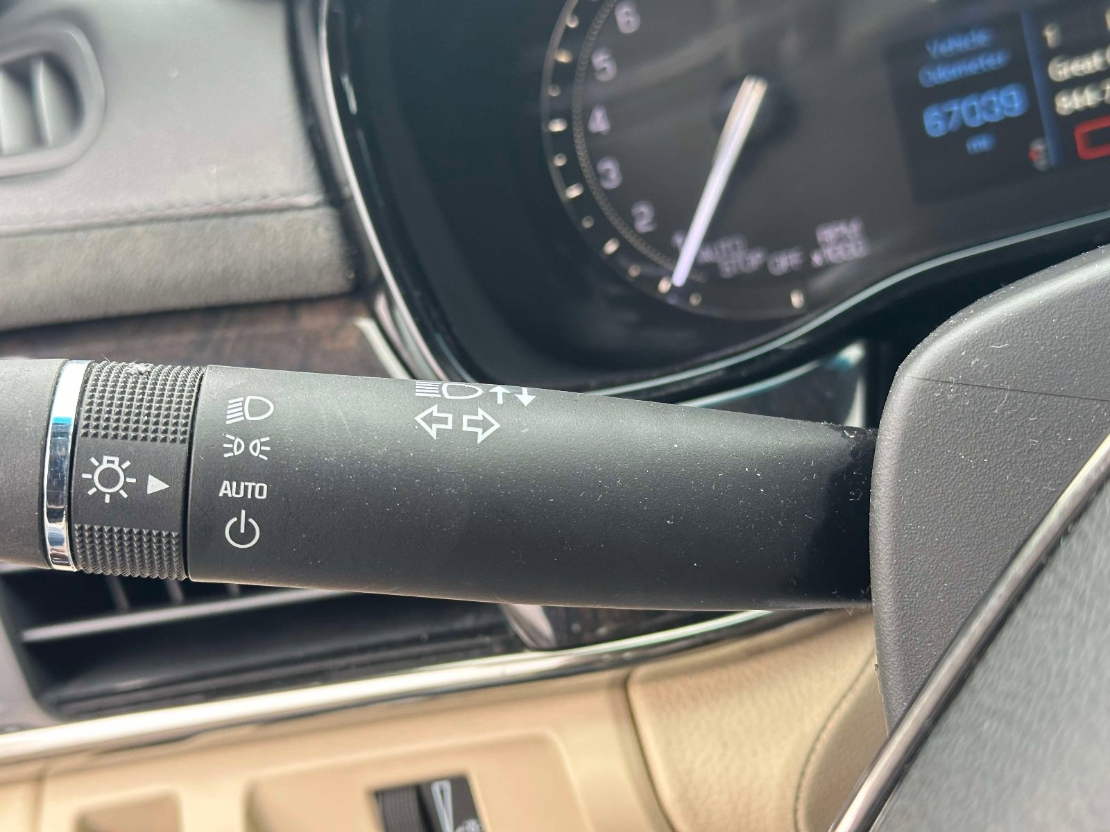 Used 2019 Cadillac CTS Luxury image 21