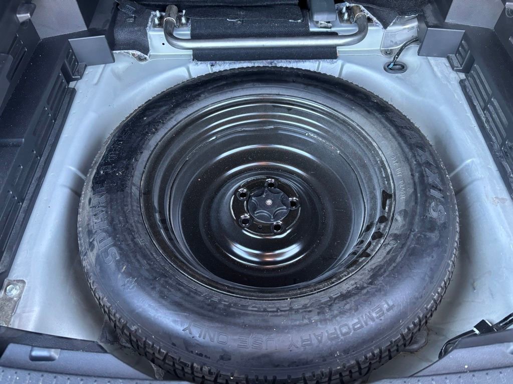 Used 2024 Nissan Rogue S image 11