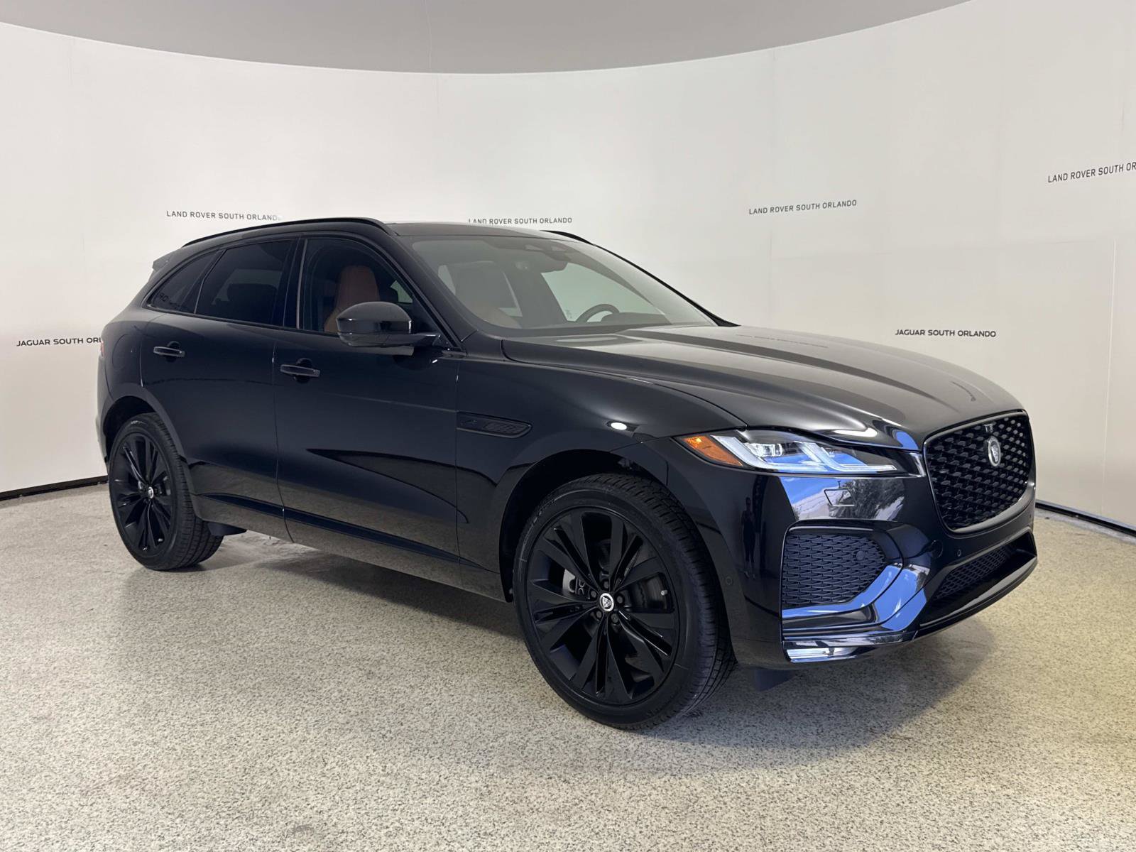 New 2026 Jaguar F-PACE R-Dynamic S AWD/4WD image 7