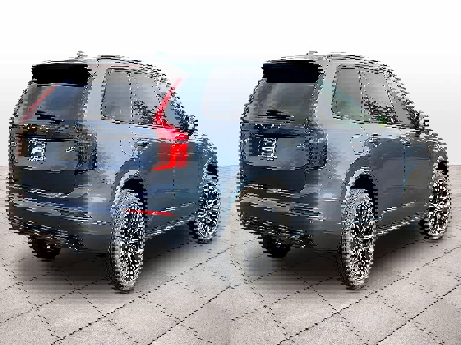 New 2026 Volvo XC90 B6 Ultra w/ Protection Package image 4