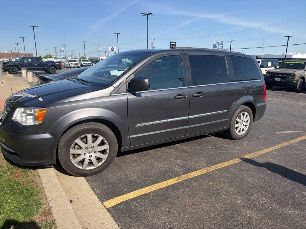 Used 2016 Chrysler Town & Country Touring
