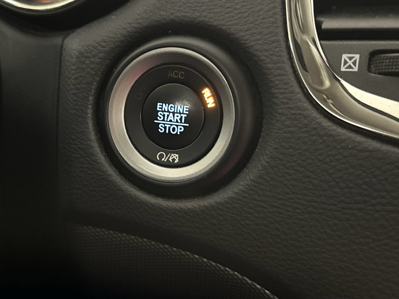 Used 2018 Dodge Durango GT w/ Technology Group AWD/4WD image 43