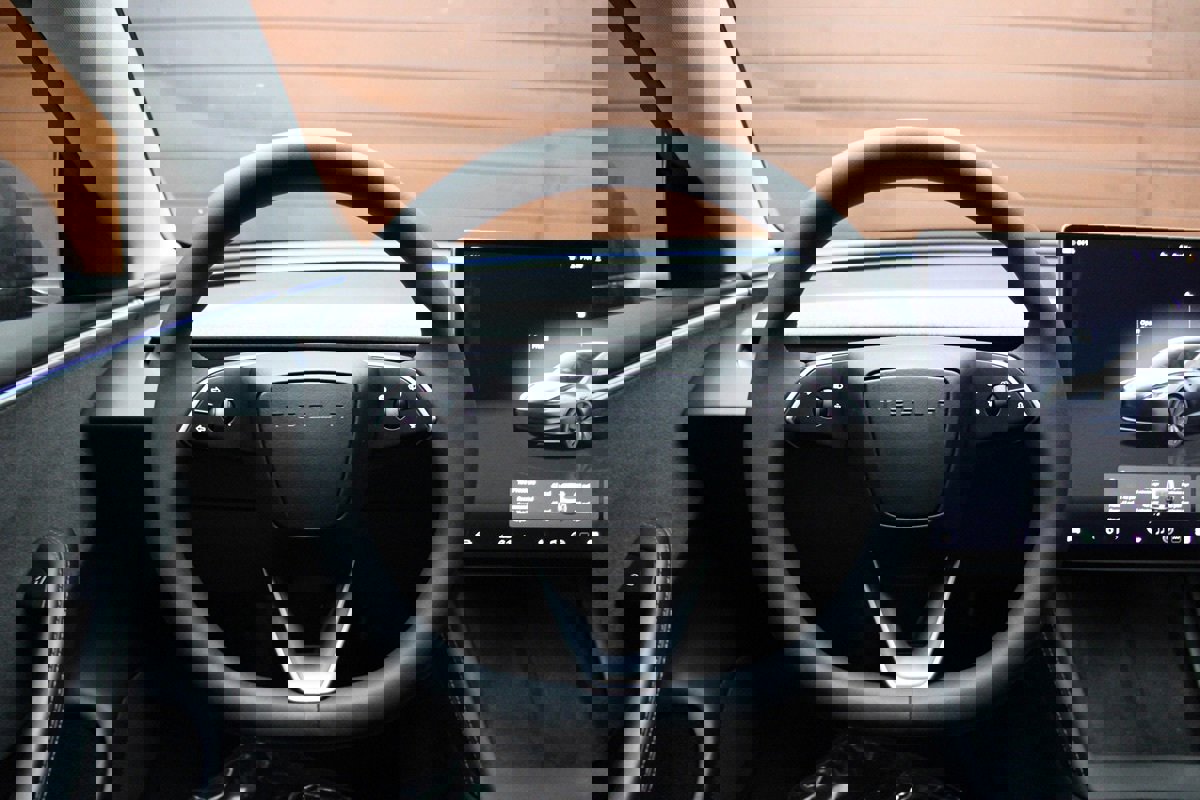 Used 2025 Tesla Model 3 Long Range image 43