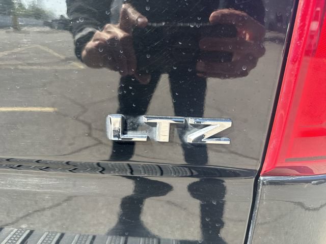 Used 2022 Chevrolet Silverado 1500 LTZ AWD/4WD image 31