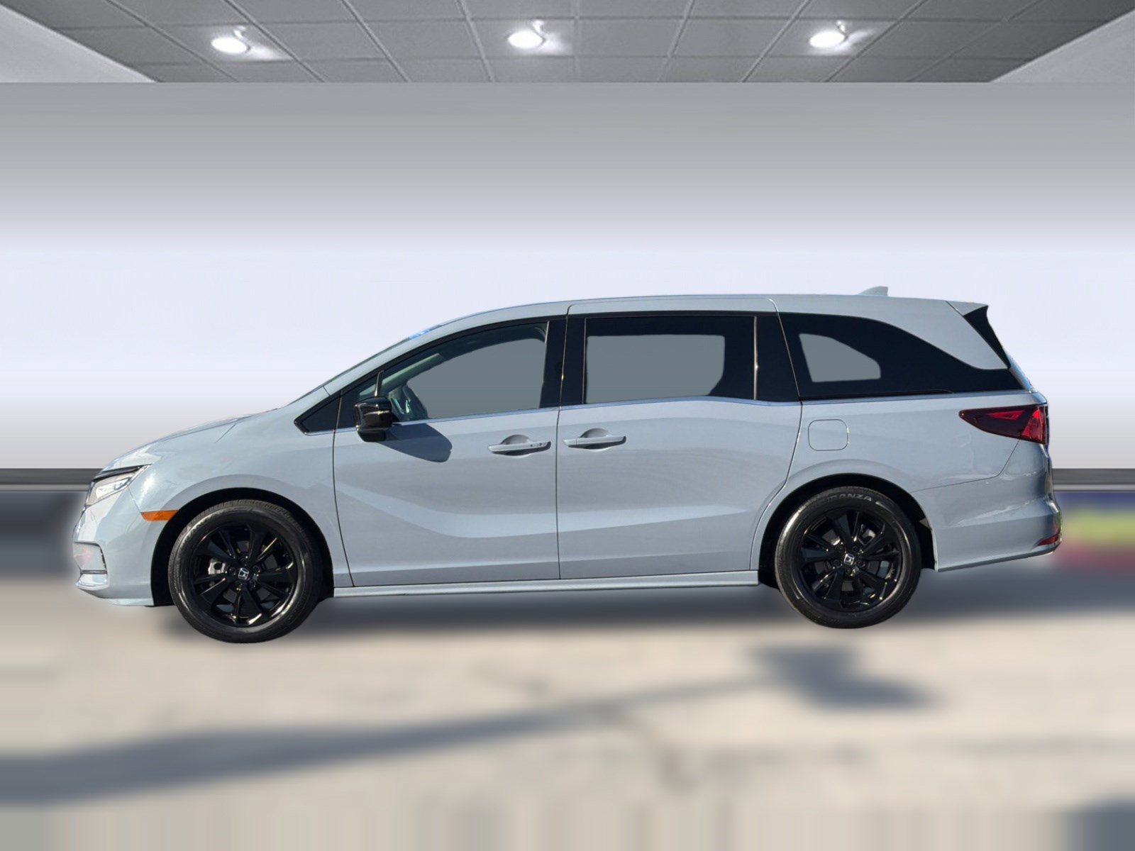 Certified 2023 Honda Odyssey Sport image 2