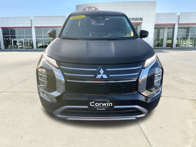 Used 2025 Mitsubishi Outlander SE AWD/4WD image 9