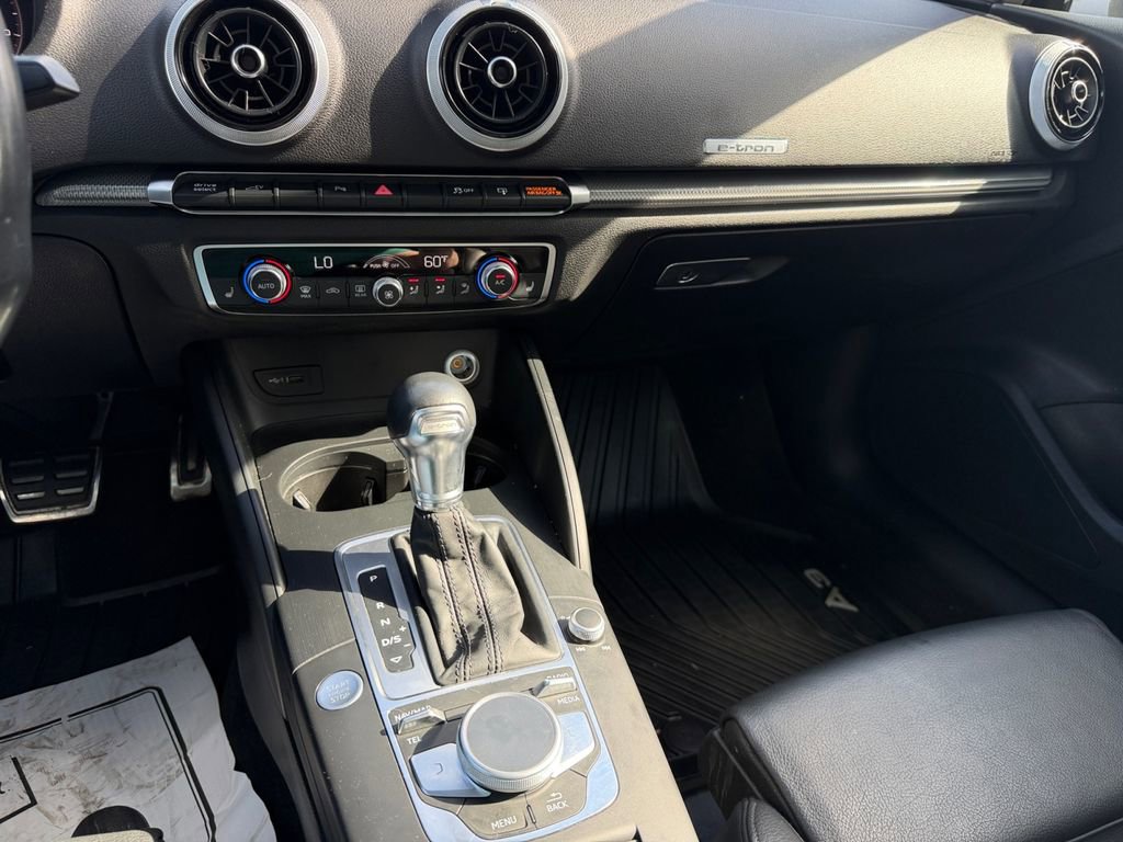 Used 2017 Audi A3 e-tron Premium Plus w/ Technology Package FWD image 15