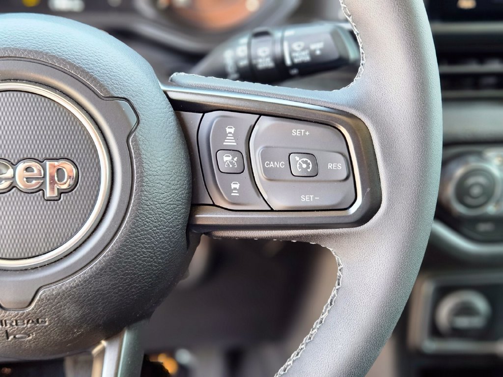 Used 2026 Jeep Wrangler Unlimited Sport AWD/4WD image 28